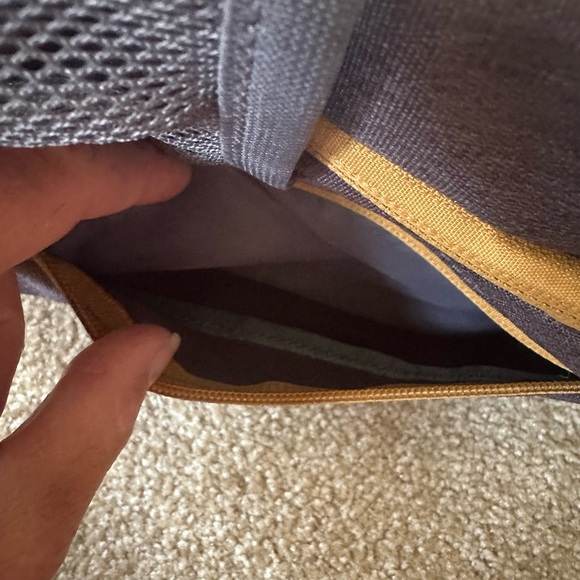 Chic Navy and Tan Crossbody Bag - Picture 3 of 10